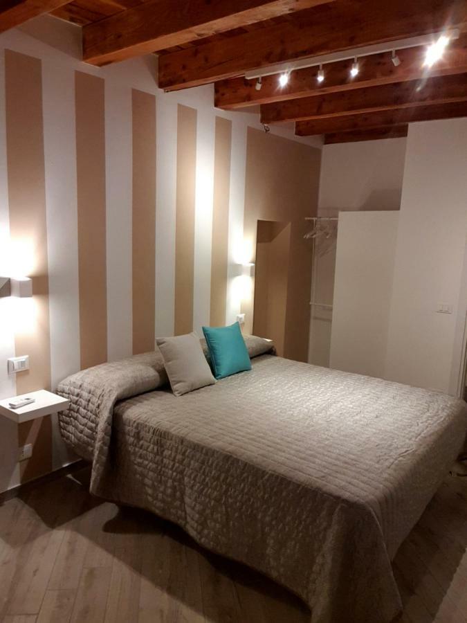 Casa Margo Hotel Монреале Екстериор снимка