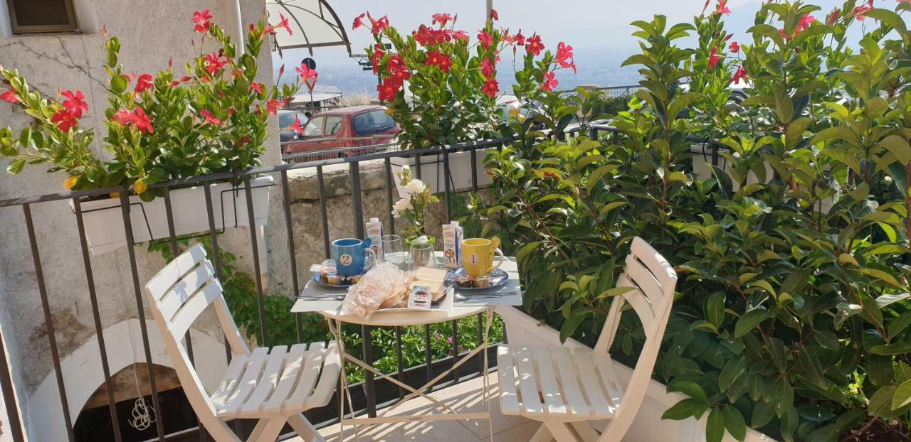 Casa Margo Hotel Монреале Екстериор снимка